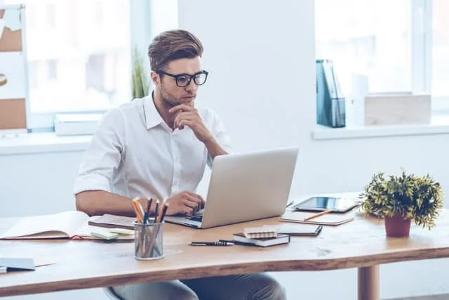 Tips Memilih Aplikasi CRM yang Tepat untuk Bisnis Anda, jelajah Dunia Maya bersama Provider Internet Tercepat, Ingin Memulai Bisnis Online? Lakukan Persiapan ini, Melatih Pola Berpikir