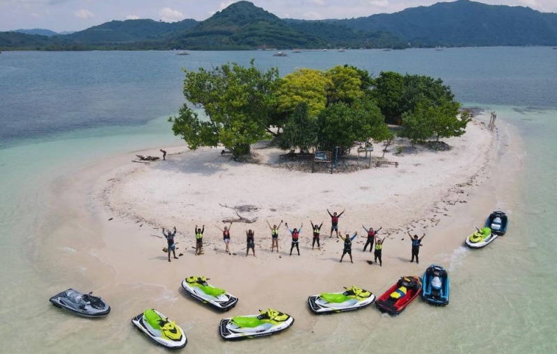 Gili Kendis, Si Mungil Cantik dari Lombok